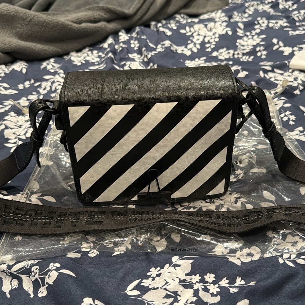 Off-White Diagonal Stripe Crossbody Bag
